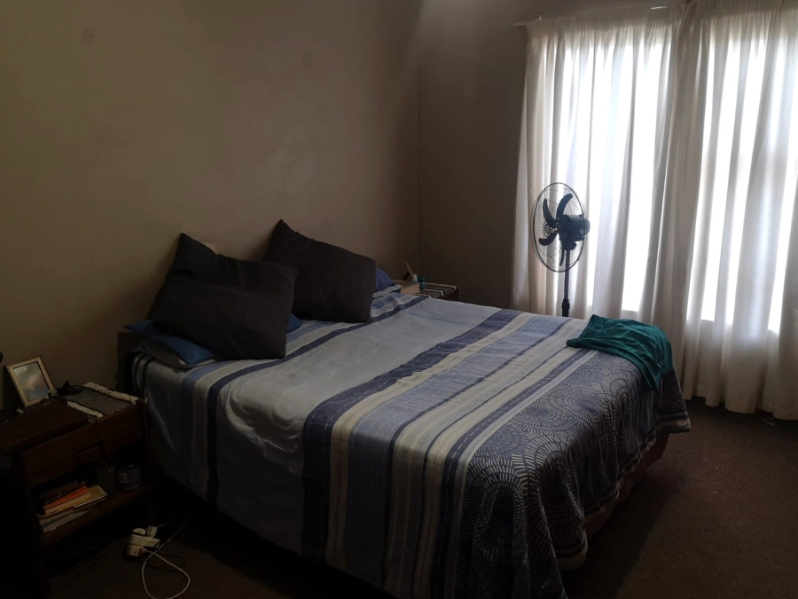 5 Bedroom Property for Sale in Despatch Central Eastern Cape